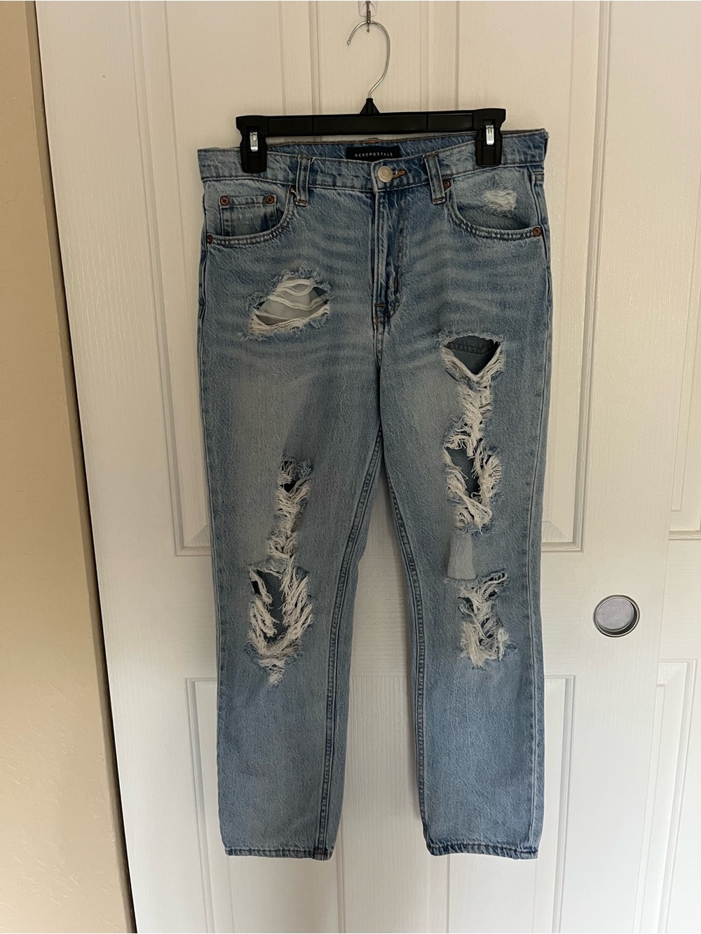 Aeropostale Light Blue Distressed Mom Jeans